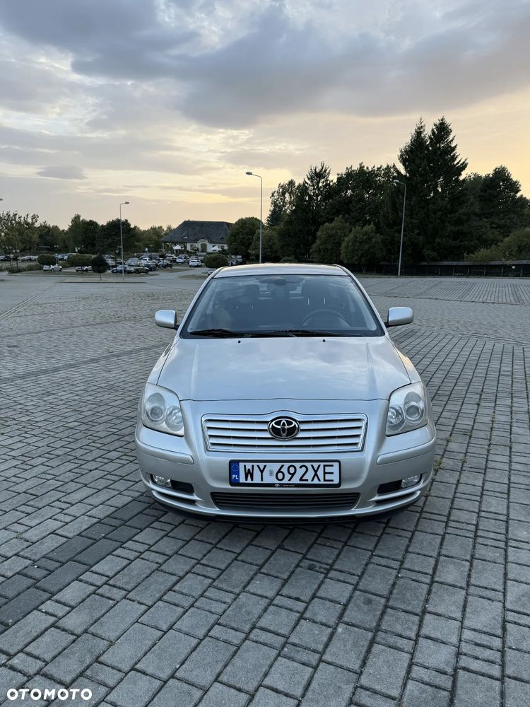 Toyota Avensis 2.0 VVT-i Automatik Executive - 2