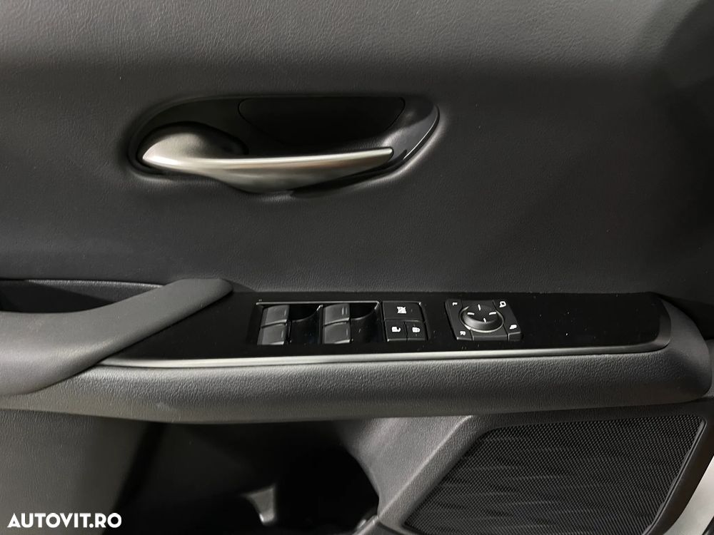 Lexus UX 250h Business Edition - 15