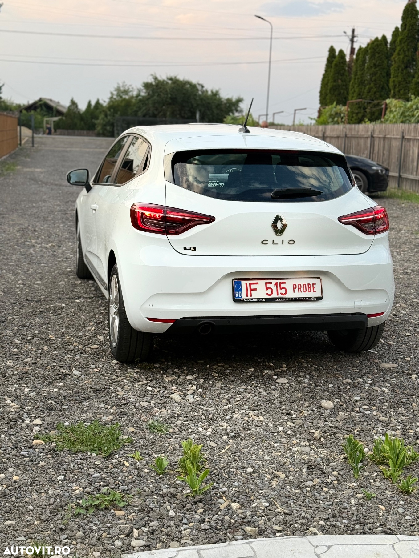 Renault Clio BLUE dCi 85 BUSINESS EDITION - 14