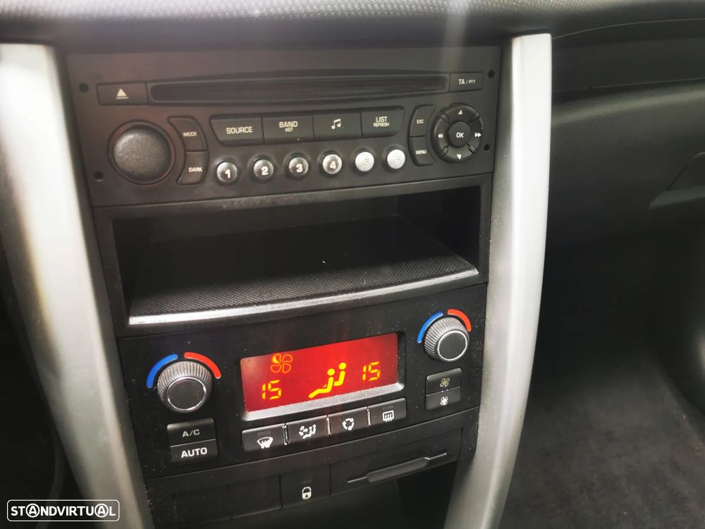 Peugeot 207 SW 1.4 Sport - 13