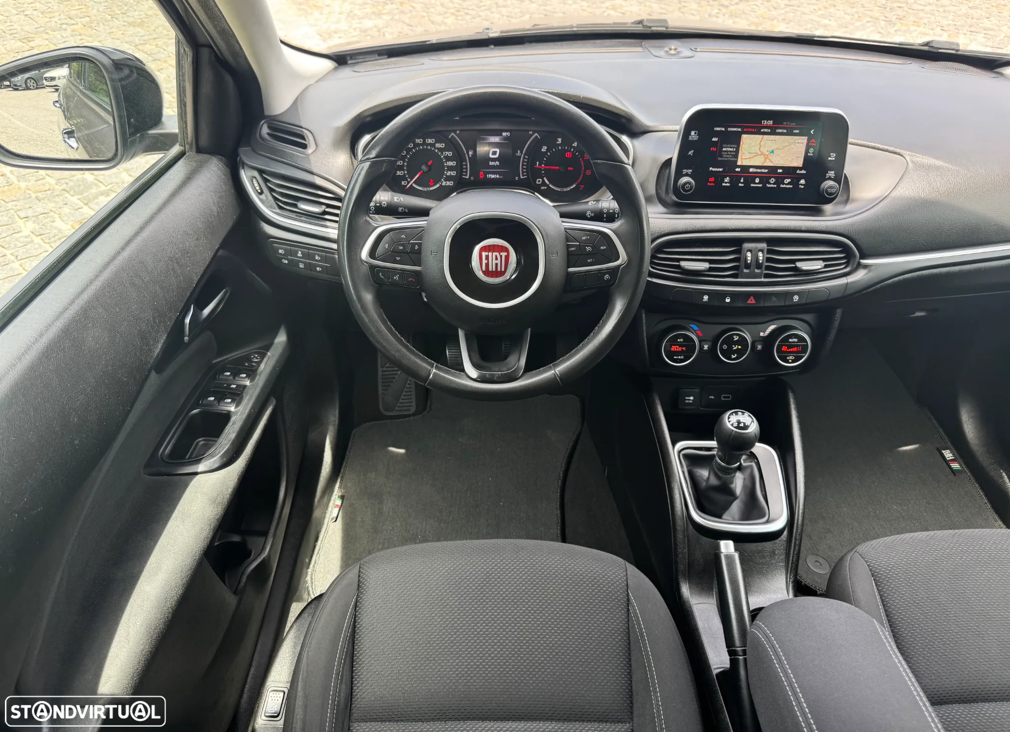 Fiat Tipo Station Wagon 1.3 M-Jet Lounge - 18