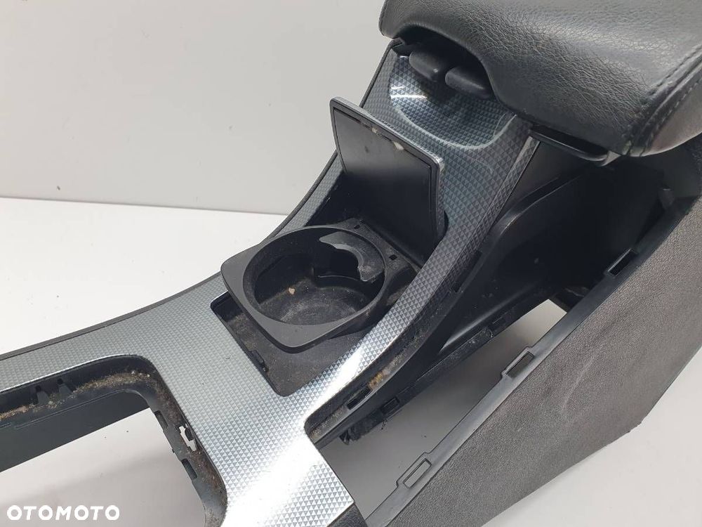 TUNEL ŚRODKOWY PODŁOKIETNIK PEUGEOT 407 SW 2006 EUROPA - 3