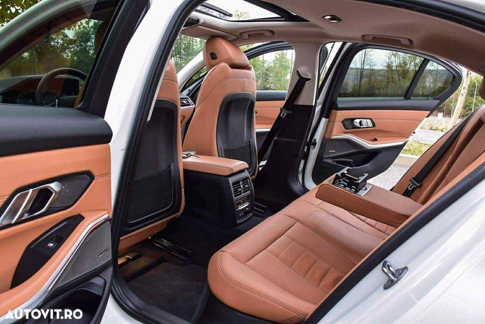 BMW Seria 3 320d xDrive GT Aut. Sport Line - 9