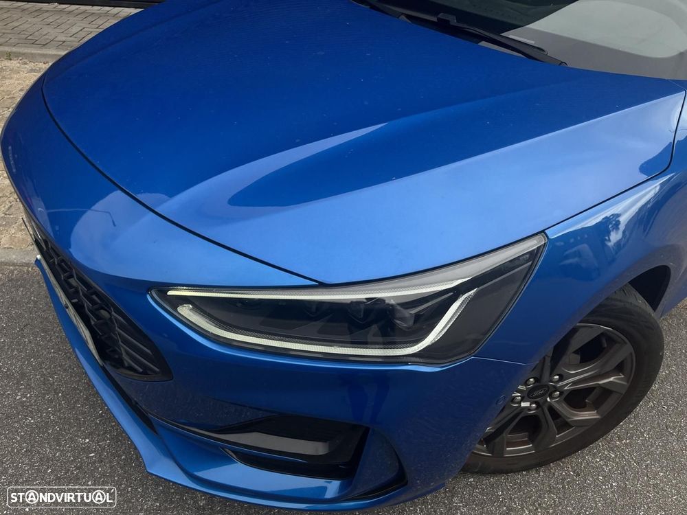 Ford Focus 1.0 EcoBoost MHEV ST-Line X - 28