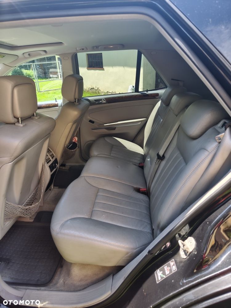 Mercedes-Benz ML - 4