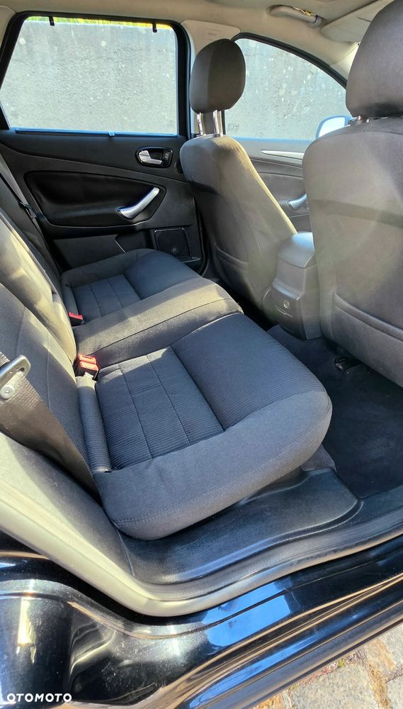 Ford Mondeo - 9