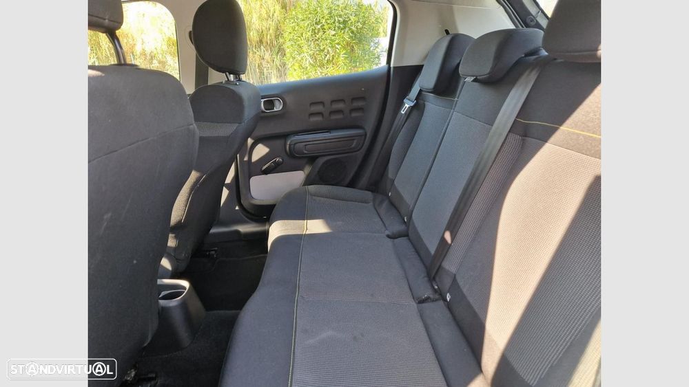 Citroën C3 1.2 PureTech C-Series - 12