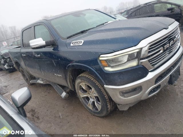 RAM 1500 5.7 Crew Cab Laramie - 2