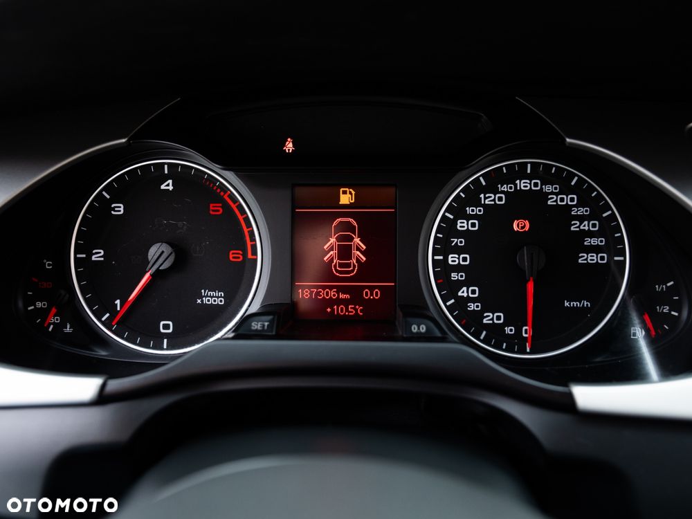 Audi A4 Limousine 2.0 TDI e DPF - 33