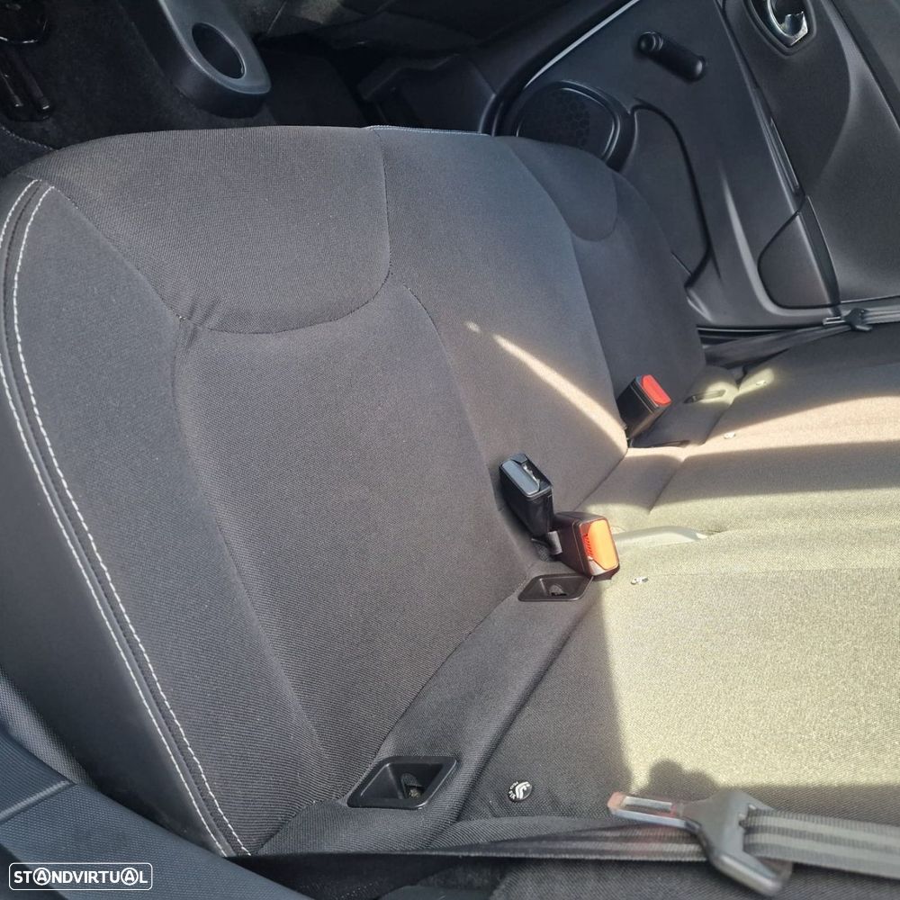 Renault Clio 0.9 TCE Dynamique S - 29