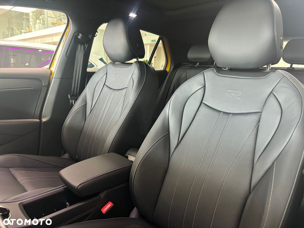 Volkswagen T-Roc - 7