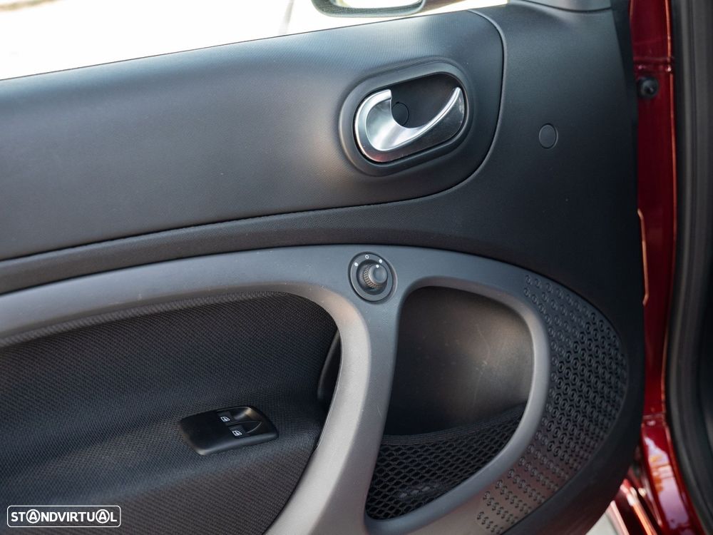 Smart Fortwo Cabrio Prime - 31