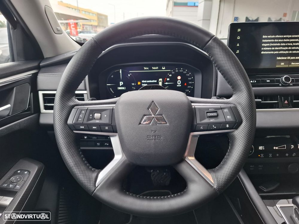 Mitsubishi Outlander 2.4 PHEV Intense - 10