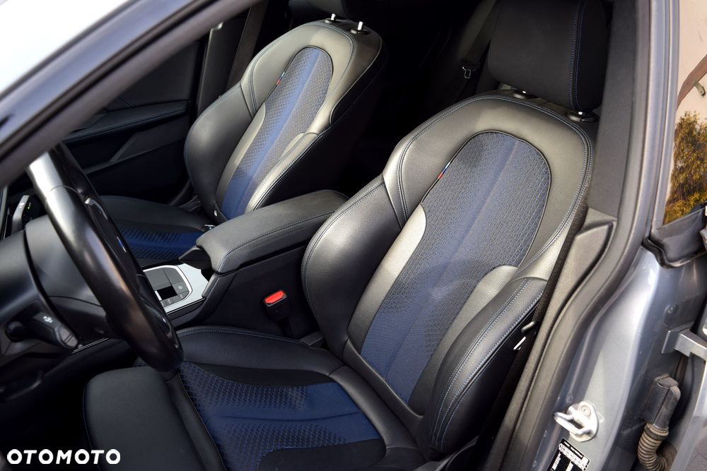 BMW Seria 2 218i M Sport - 22