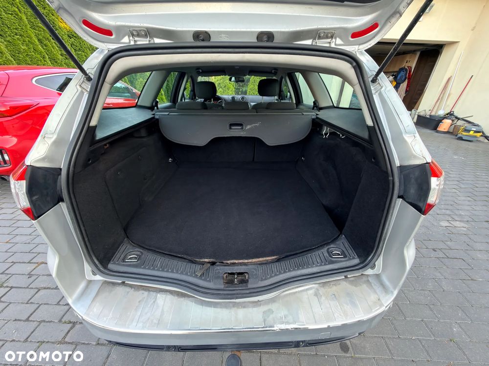 Ford Mondeo - 16