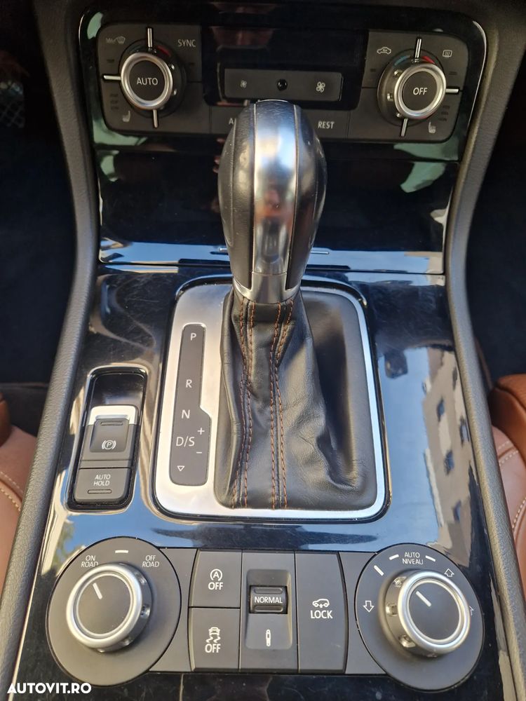 Volkswagen Touareg 3.0 V6 TDI BMT Terrain Tech - 8