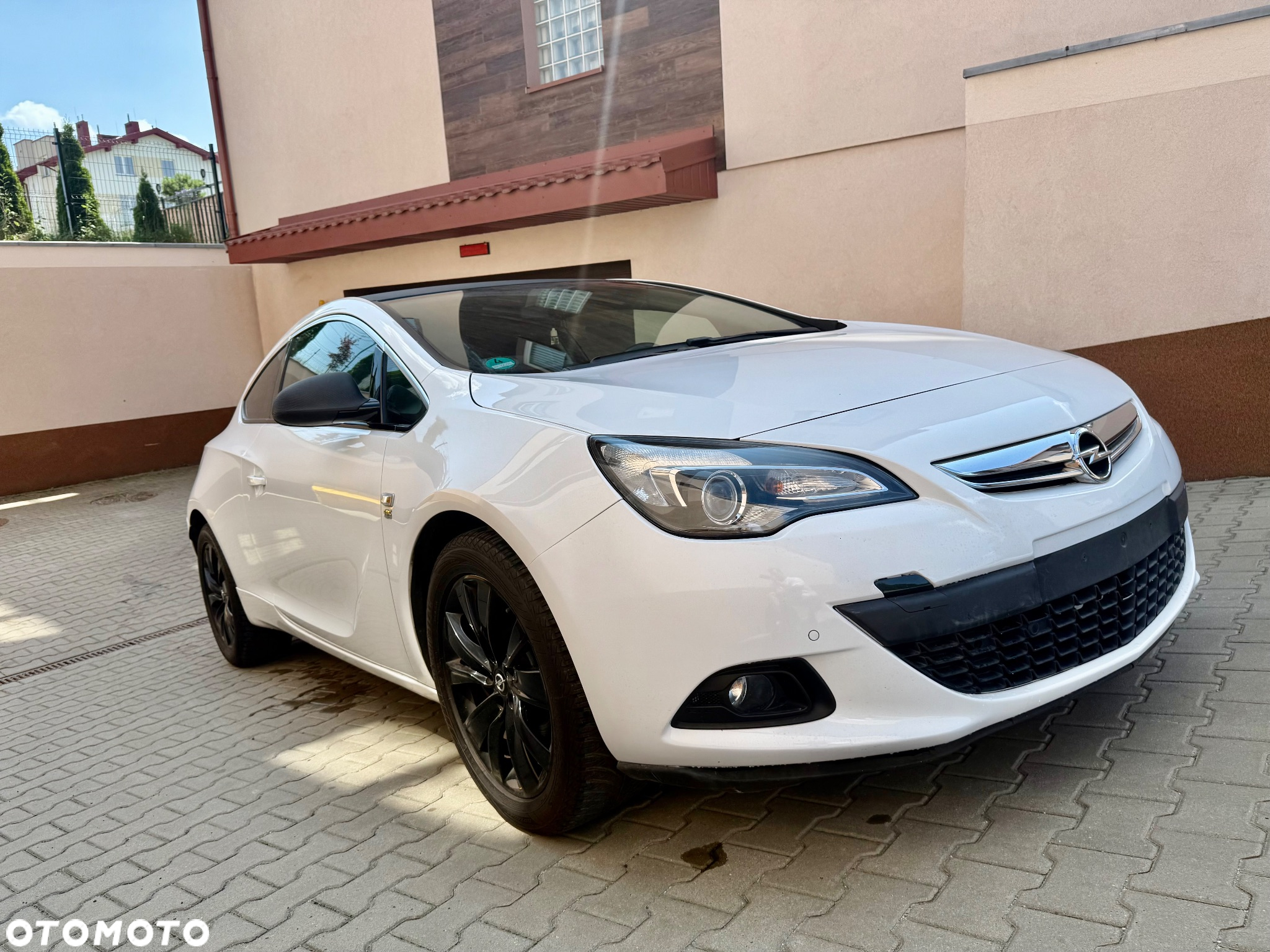 Opel Astra GTC 1.4 Turbo Innovation - 2