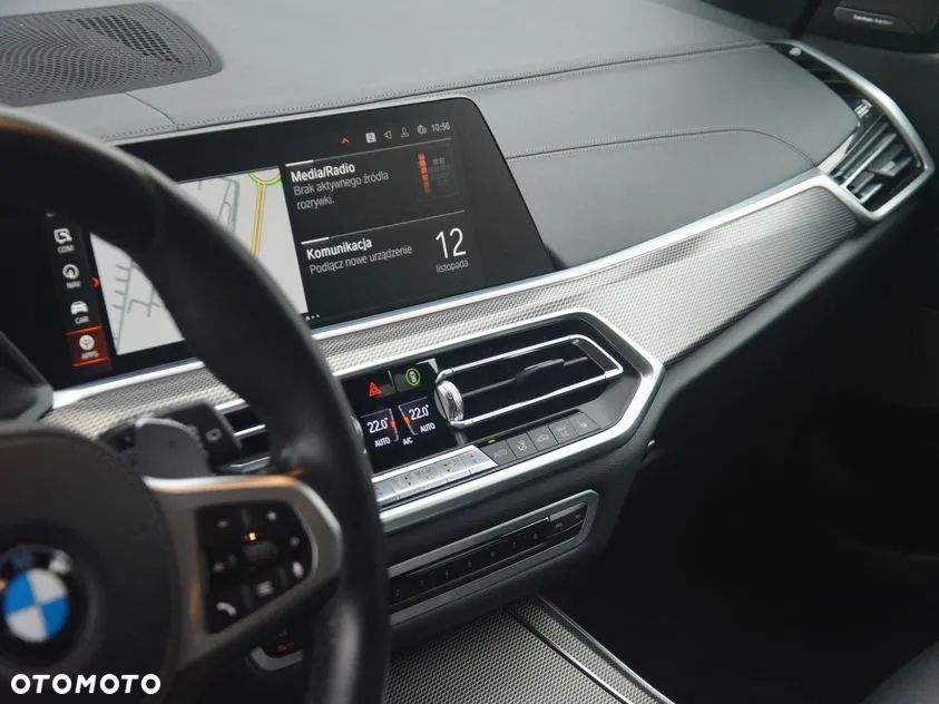 BMW X5 M50i - 12
