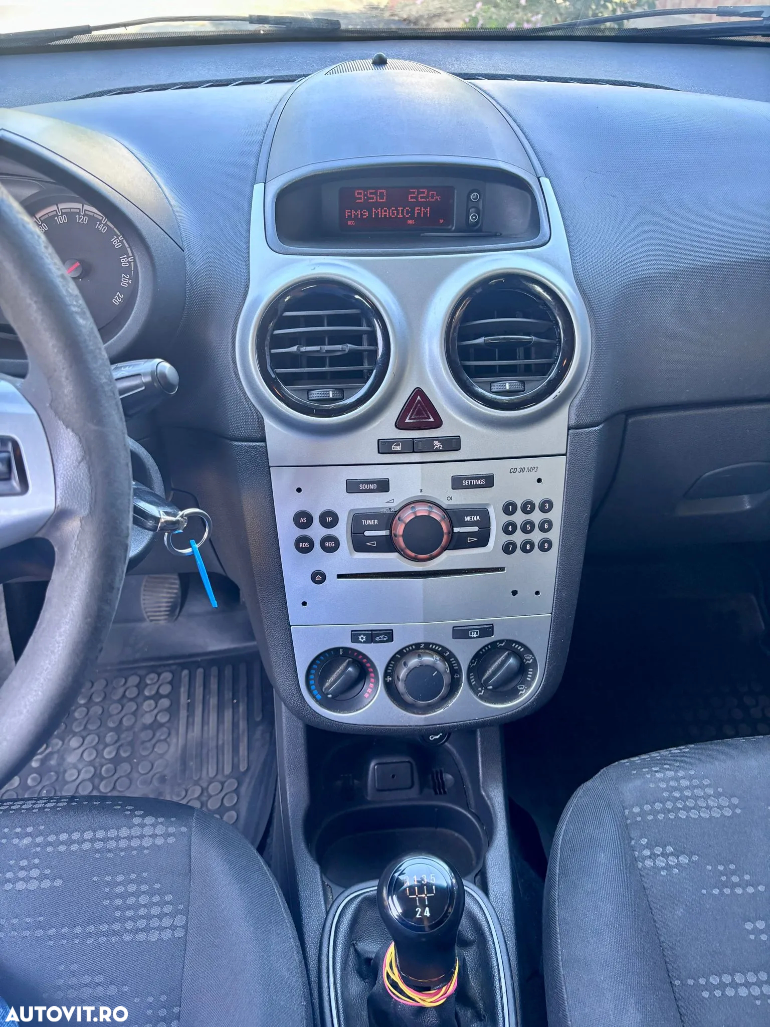 Opel Corsa 1.3 CDTI Enjoy - 18