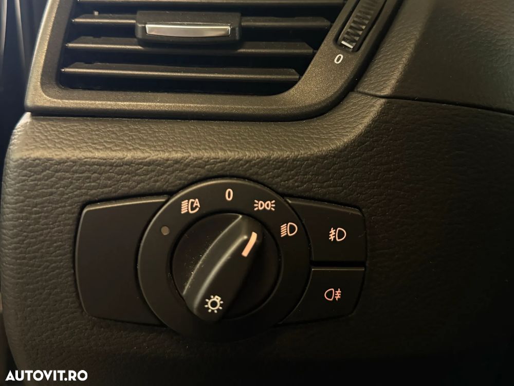 BMW X1 xDrive18d xLine - 20