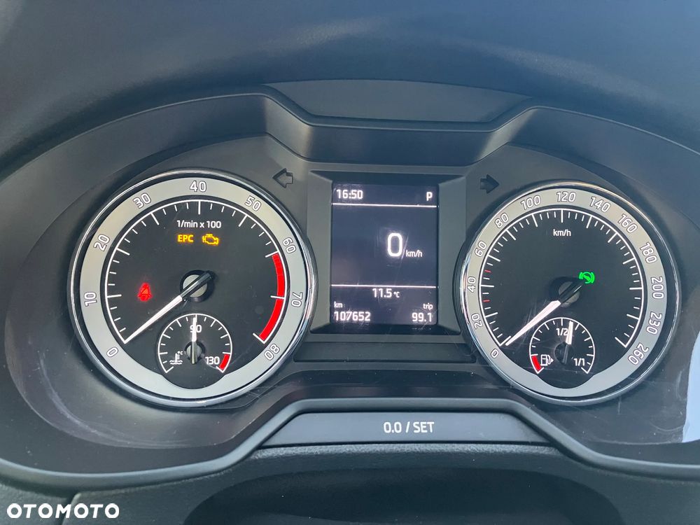 Skoda Octavia 2.0 TSI Style DSG - 9