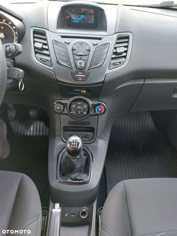 Ford Fiesta 1.25 Silver X Plus 2 (Titan.) EU6 - 24