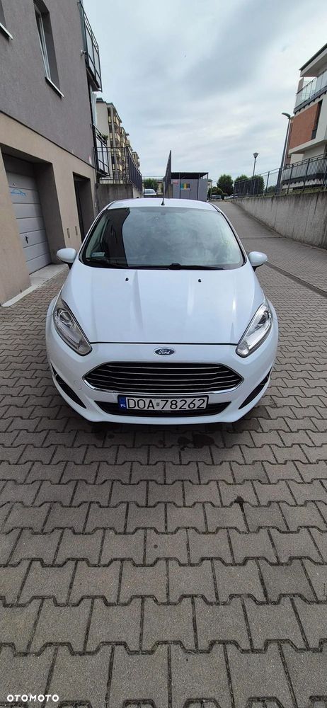 Ford Fiesta - 2