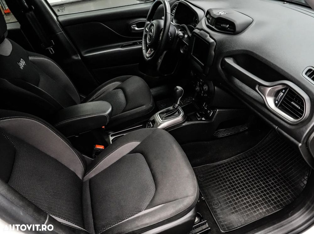 Jeep Renegade 1.5 FWD AT7 MHEV Limited - 12