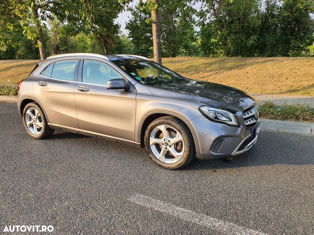 Mercedes-Benz GLA 250 4MATIC Aut. - 11
