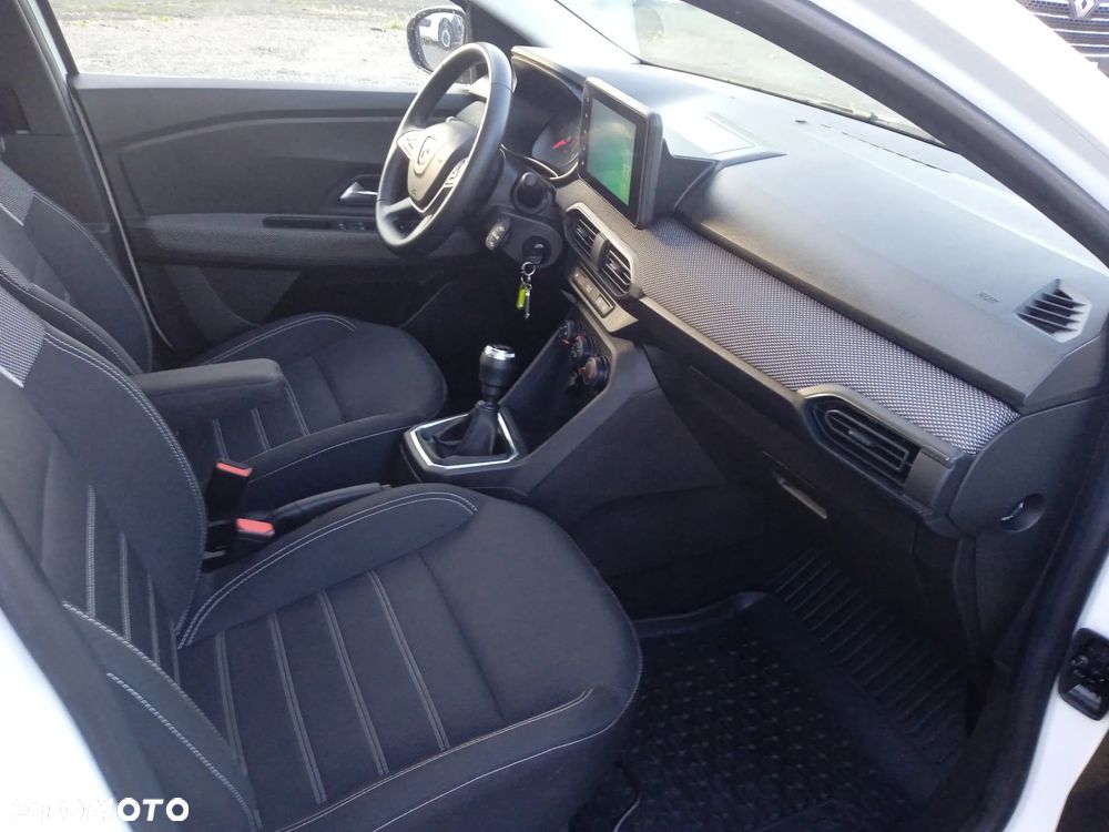 Dacia Sandero TCe 100 Essential - 15