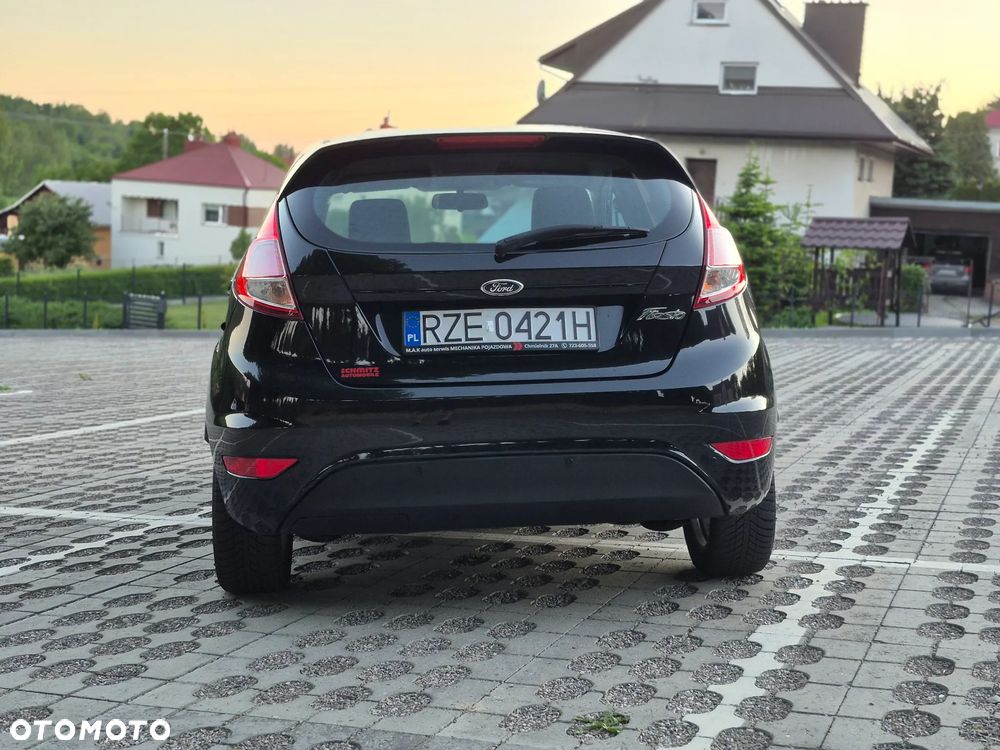 Ford Fiesta 1.25 Celebration - 6