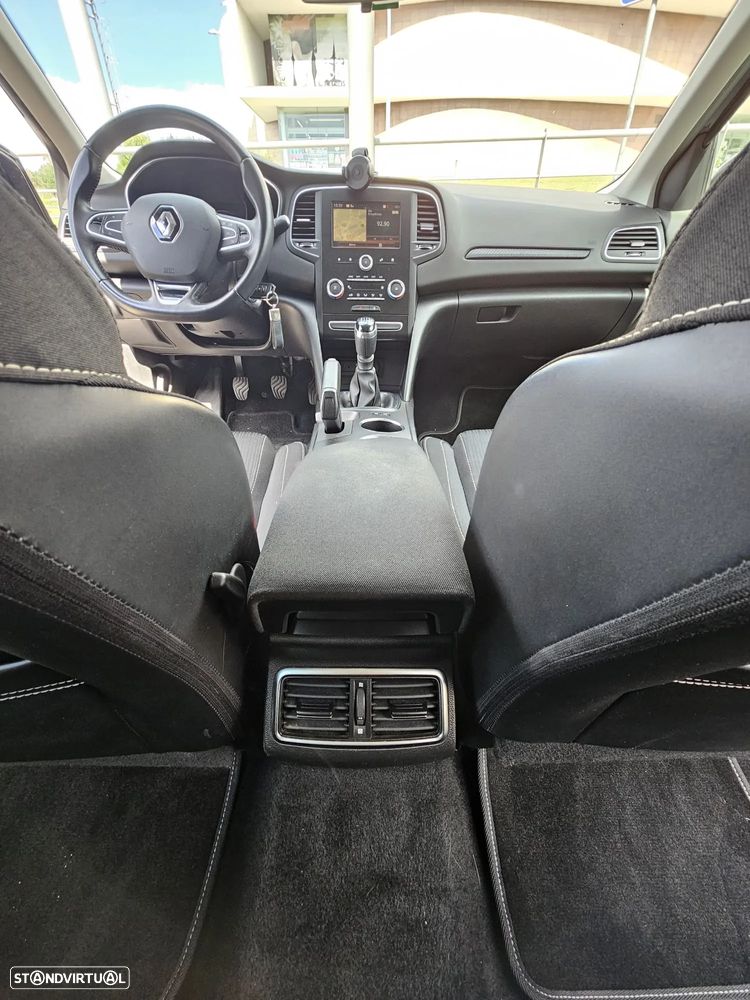 Renault Mégane Sport Tourer 1.5 dCi Comfort SS - 5