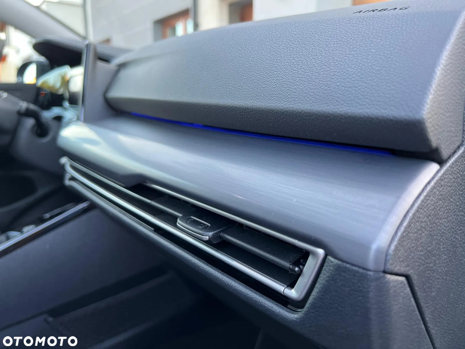 Volkswagen Golf VIII 1.5 TSI EVO Style - 24