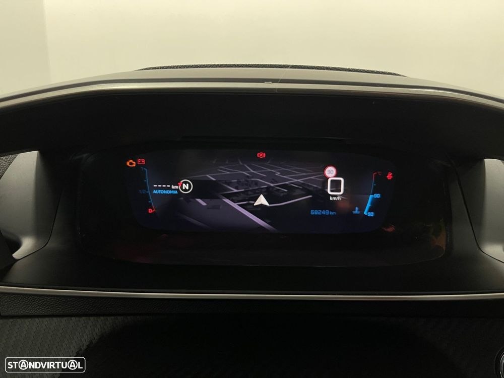 Peugeot 2008 1.2 PureTech GT - 33