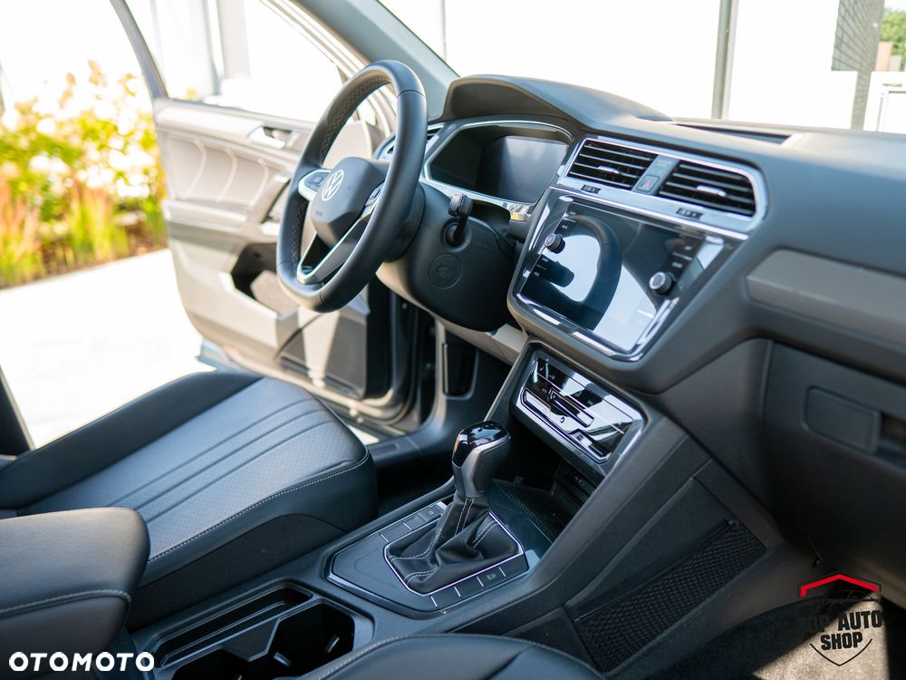 Volkswagen Tiguan - 22