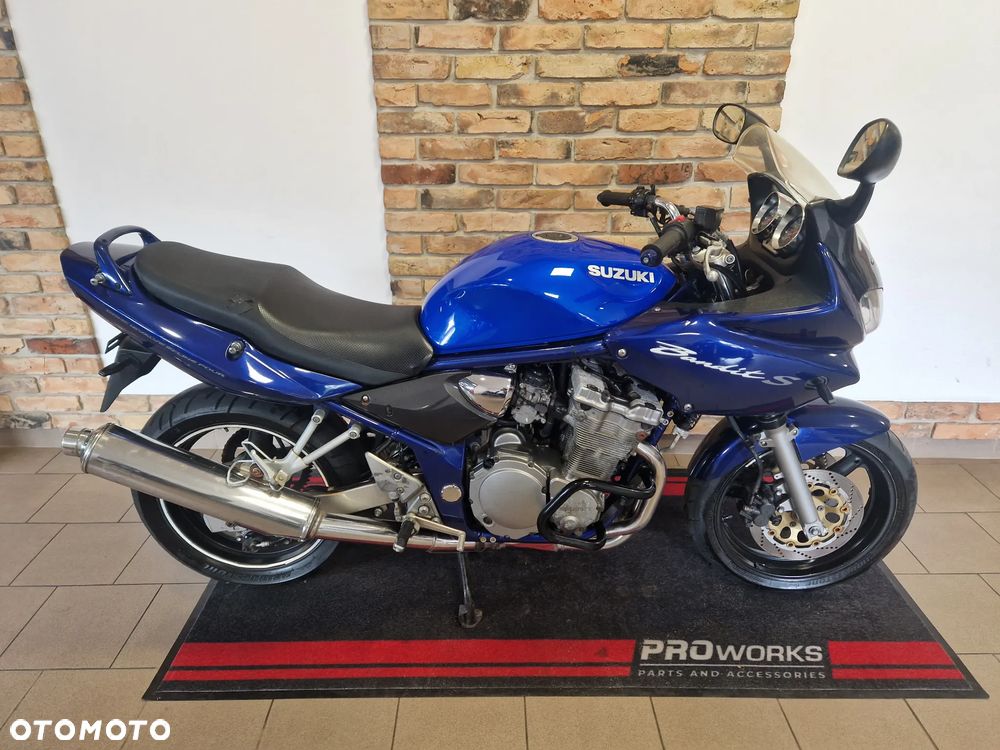 Suzuki Bandit - 2