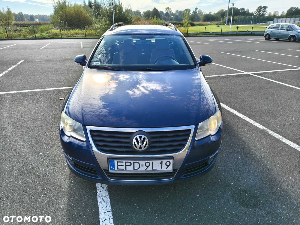 Volkswagen Passat - 5