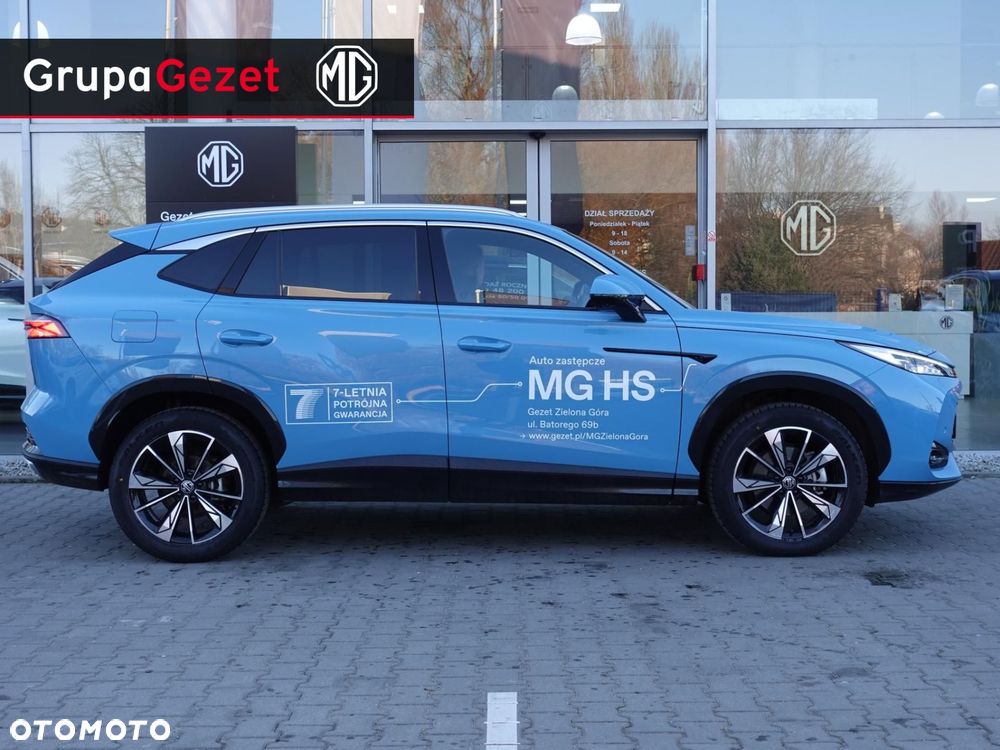 MG HS - 3