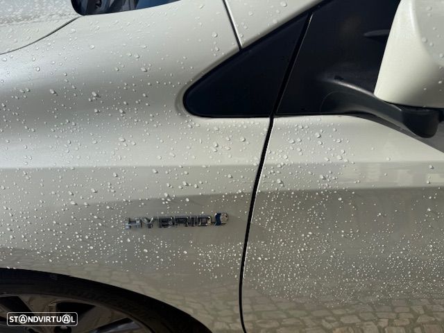 Toyota Auris Touring Sports 1.8 HSD Exclusive+TSS - 9