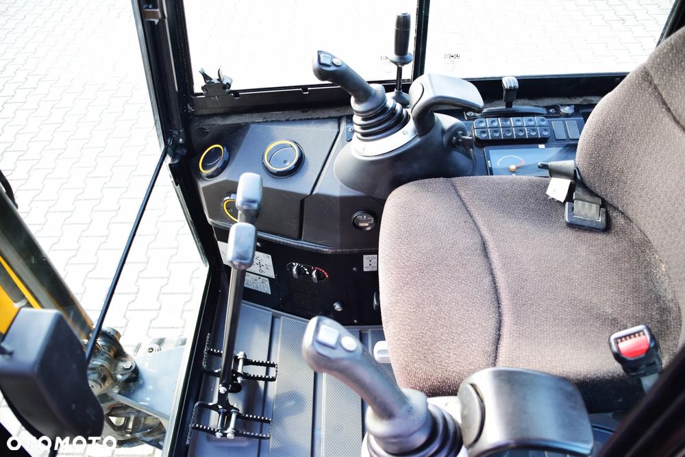JCB 19C-1 - 17