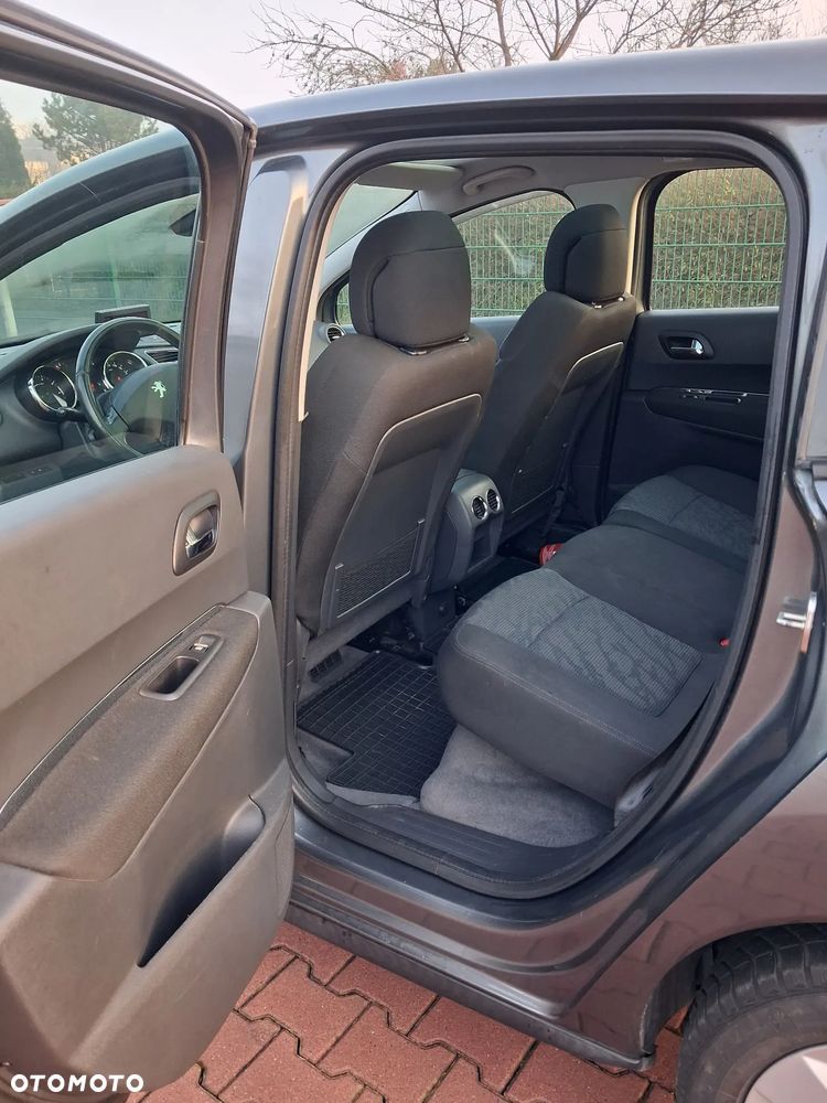 Peugeot 3008 1.6 Premium - 8