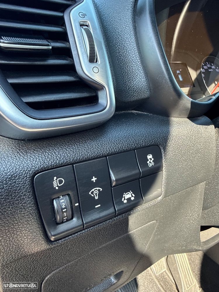 Kia Sportage - 18
