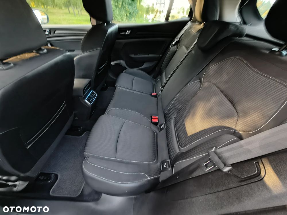 Renault Megane 1.5 dCi Limited EDC EU6 - 14
