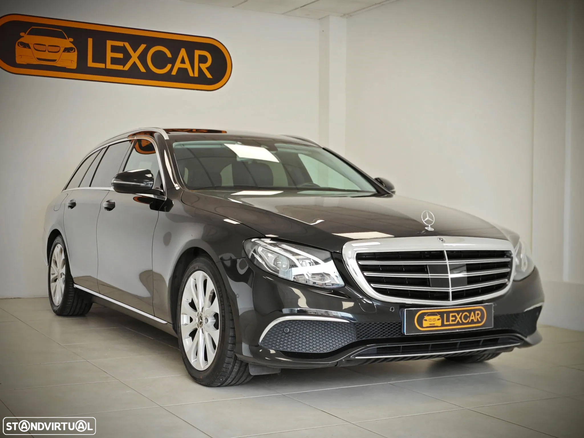 Mercedes-Benz E 220 d T 9G-TRONIC Exclusive - 21