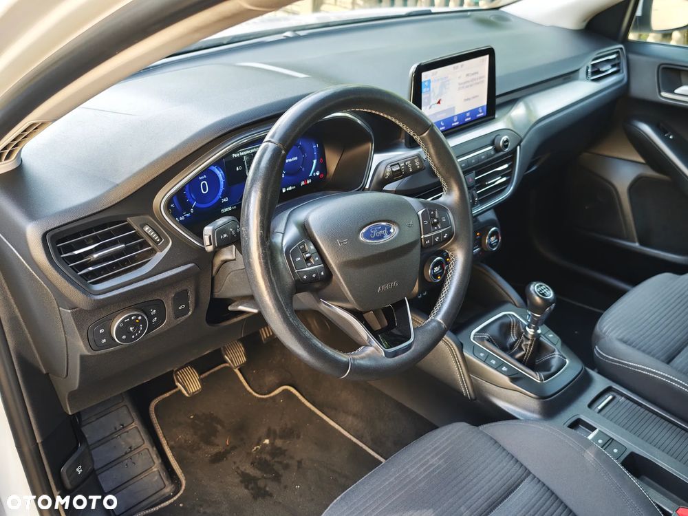 Ford Focus 1.5 EcoBlue STart-Stopp-System TITANIUM - 36