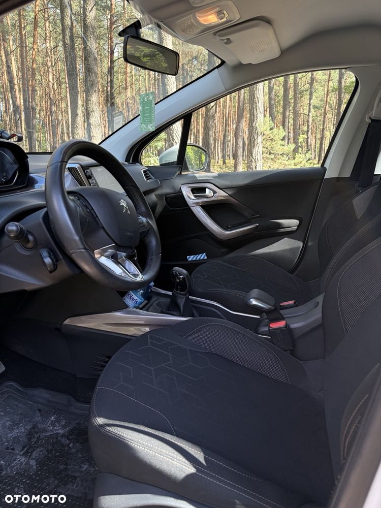 Peugeot 2008 1.2 VTi/Pure Tech Active - 10