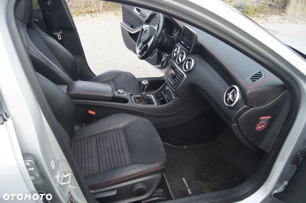 Mercedes-Benz Klasa A 180 CDI AMG Line - 24