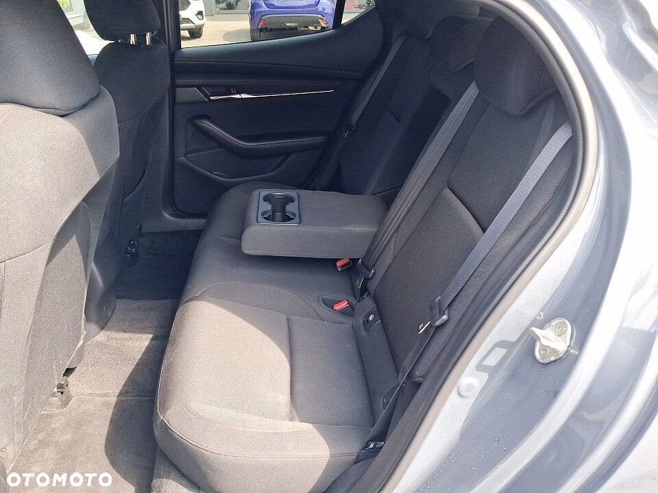 Mazda 3 - 7
