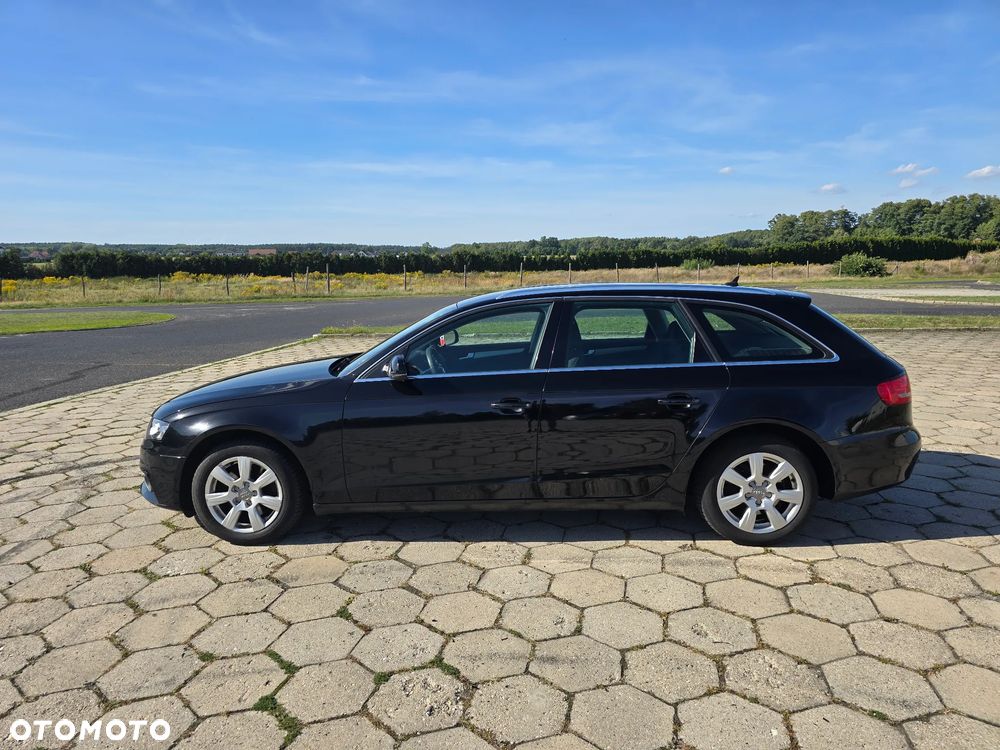 Audi A4 Avant 2.0 TDI - 11