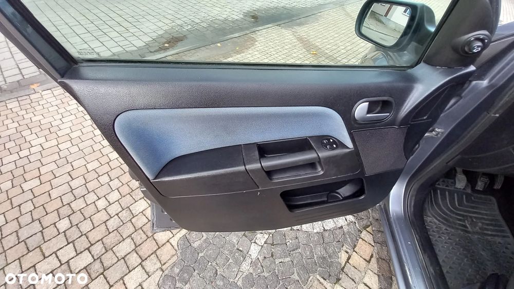 Ford Fusion 1.4 Trend - 12